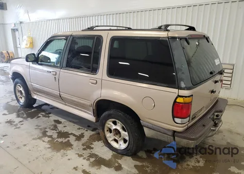 1997 Ford Explorer from USA, damaged, VIN 1FMDU34E5VUC87750